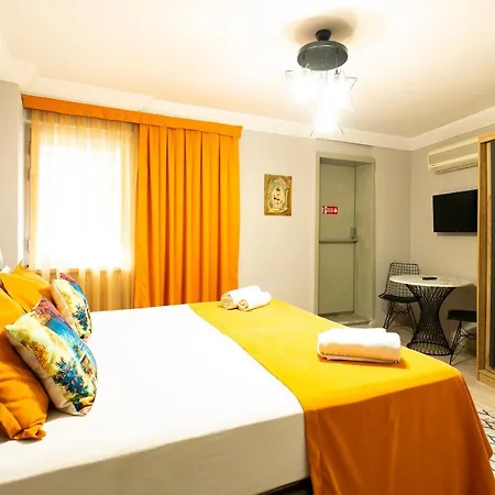 Πανσιόν Sirena's